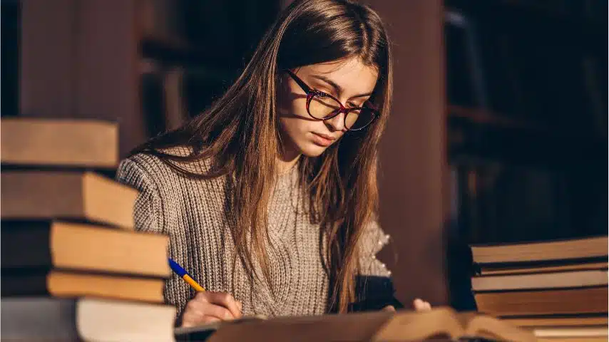 As a Specialized Trained professional, you assist new proprietors with beginning and current ones get fast, effective help — creating solid, positive associations with Apple. At the point when a client needs help,